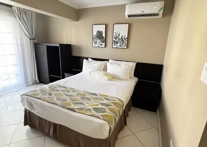 Tropical Vista Accessible Retreat Apartment
