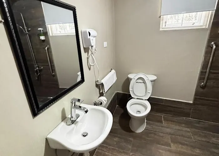 Apartment Tropical Vista Accessible Retreat *